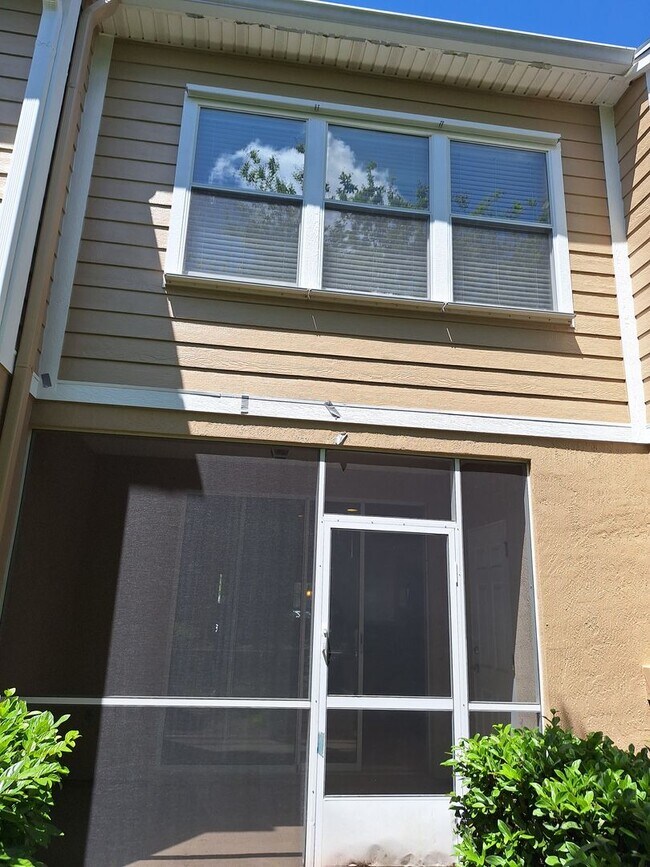 Building Photo - 8106 Summer Cove Ct