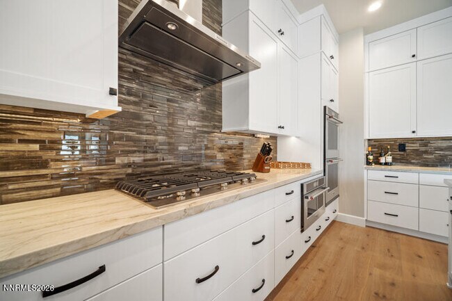 Building Photo - 5501 Western Rider Trl