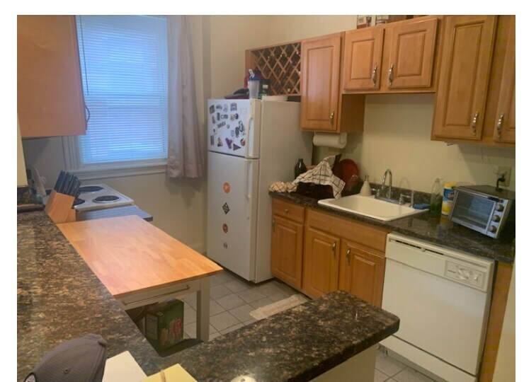 *Pictures are representative samples of the advertised unit. In some cases, the actual units you tou - 130 Jersey St