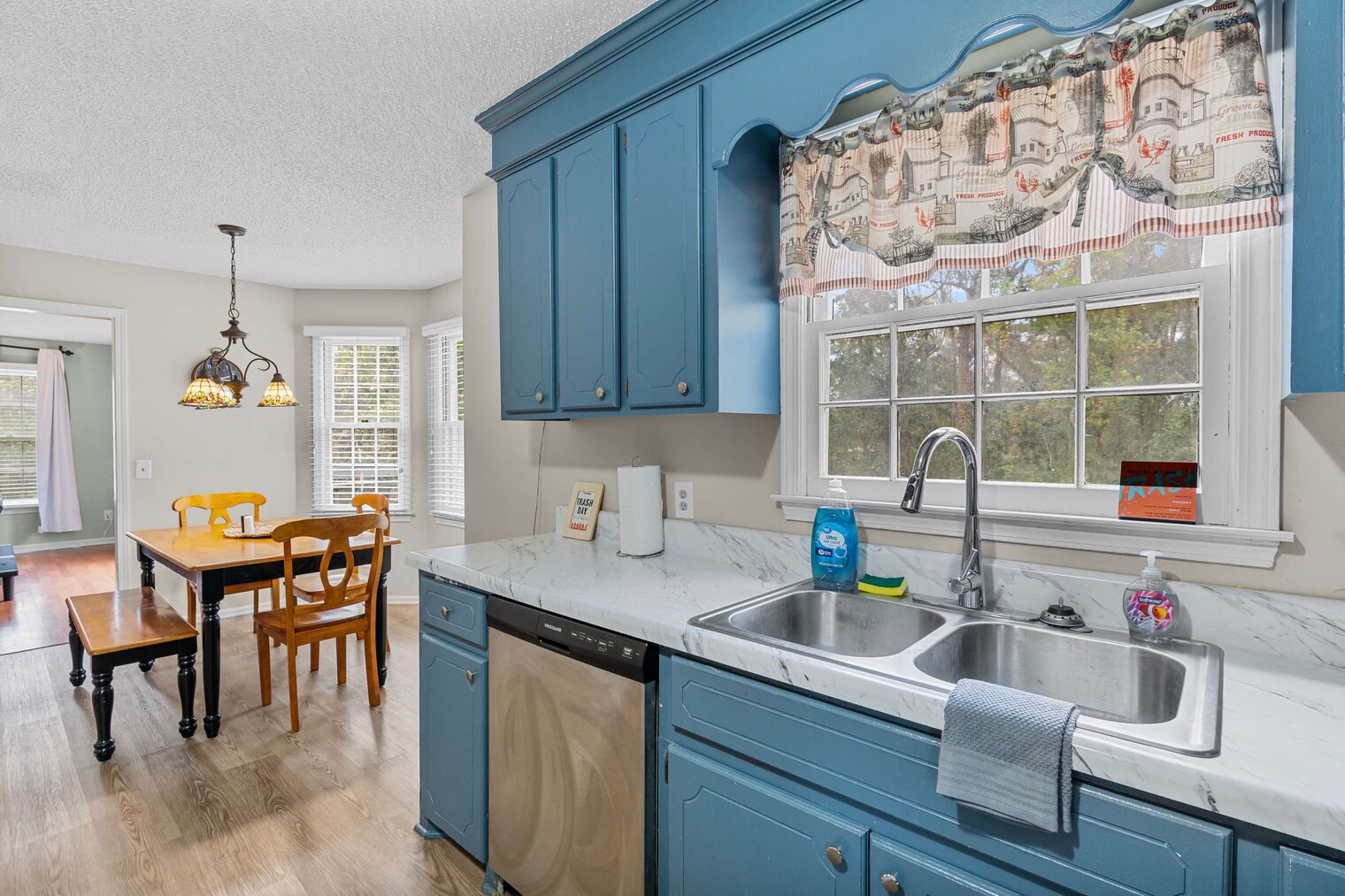 Building Photo - 2205 Cardington Dr