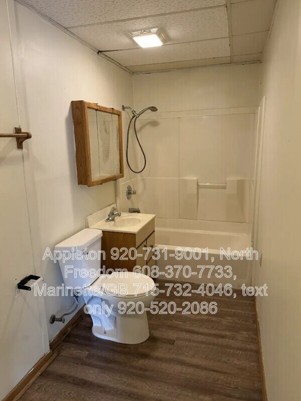 Building Photo - S7559 US-12