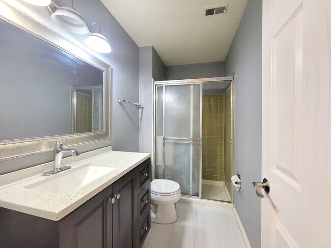 Building Photo - 351 Newgate Ct