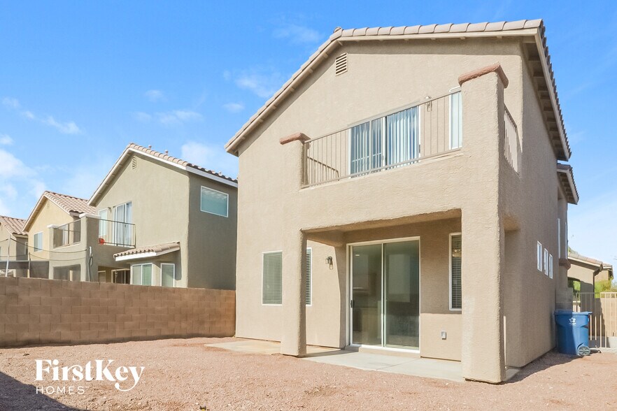 Building Photo - 4946 Copperlyn St