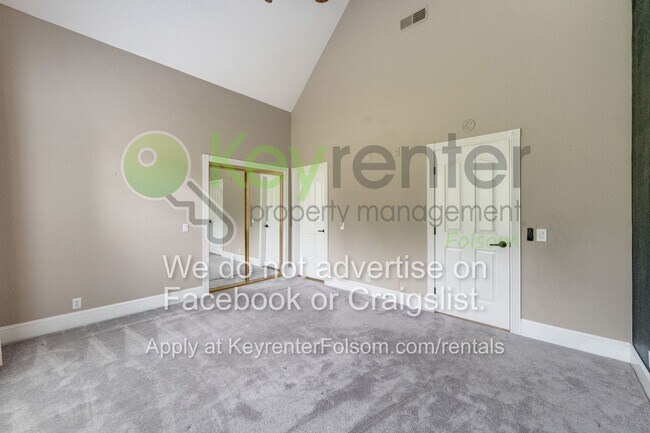 Building Photo - 124 Tomlinson Dr