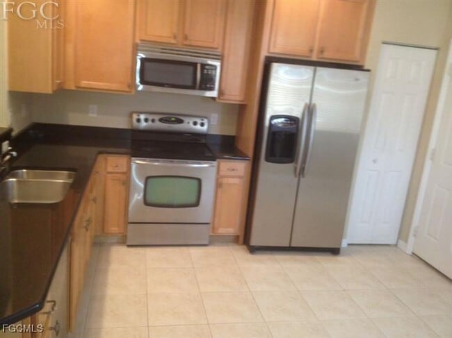 Building Photo - 10038 Chiana Cir