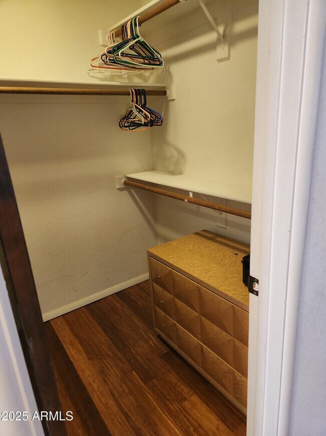 Building Photo - 7557 N Dreamy Draw Dr