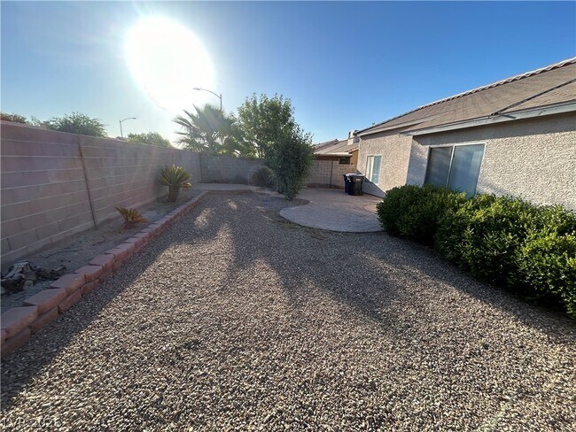 Building Photo - 4718 Checker Way