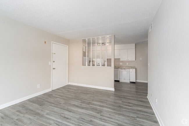 Building Photo - 4601 Packard Dr