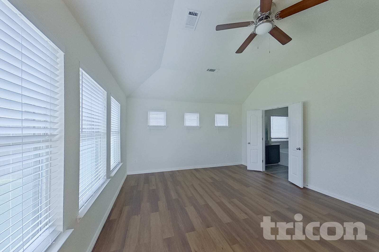 Building Photo - 1304 Meridian Dr