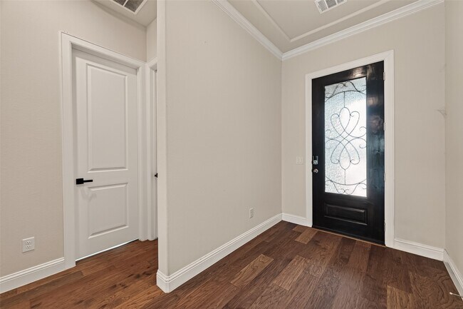 Building Photo - 616 Cape Capri Dr