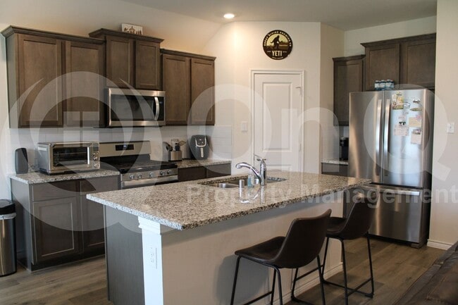 Building Photo - 1604 Silver Landing Trail