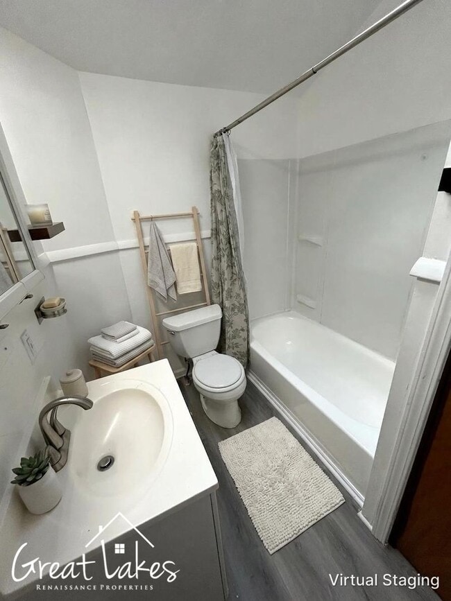 Building Photo - Fabulous 2 bedroom / 1 bathroom, 2-story home now available for rent!