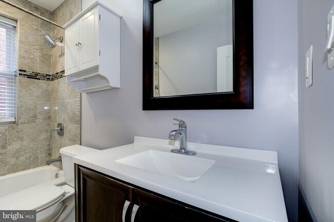 Building Photo - 4209 JENIFER St NW