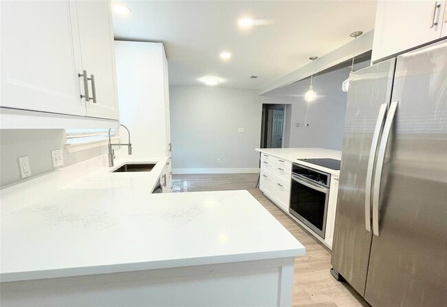 Building Photo - 10419 Quail Ridge Dr