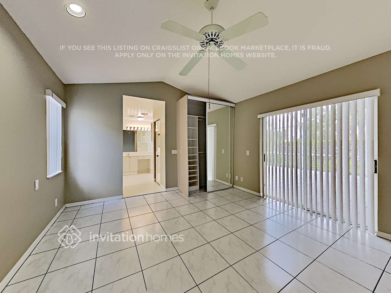 Building Photo - 161 E Bayridge Dr