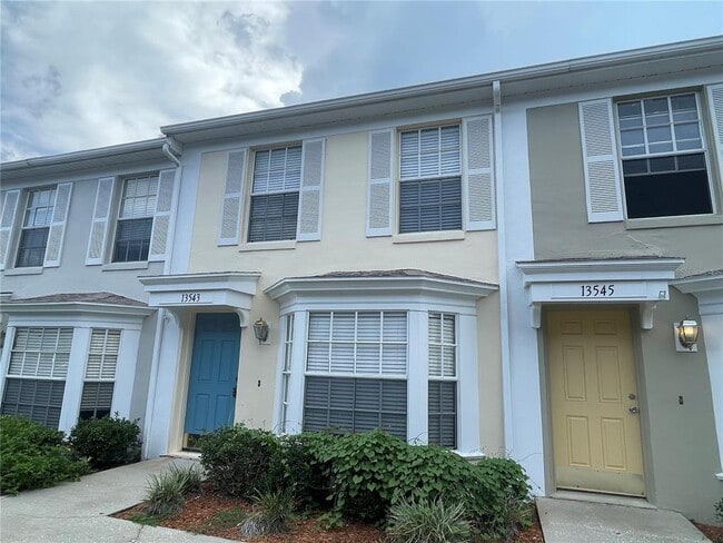 Building Photo - 13543 Embassy Park Ct