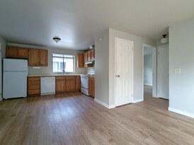 Building Photo - 8436 Delridge Way SW