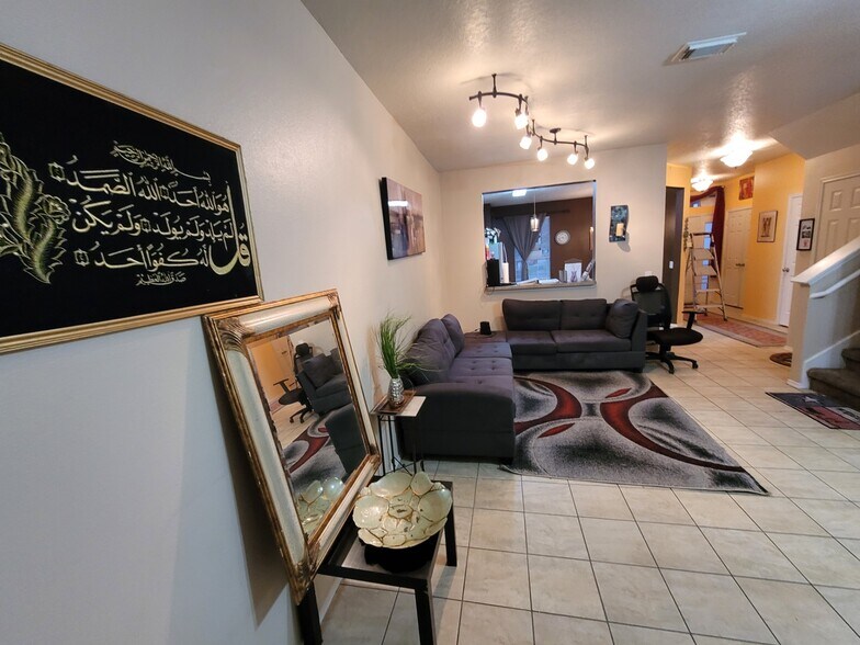 Building Photo - 23631 Twisting Falls Drive