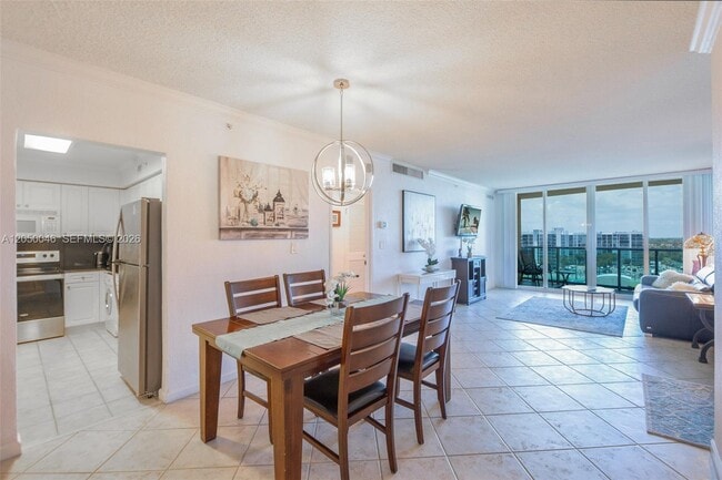 Building Photo - 2501 S Ocean Dr