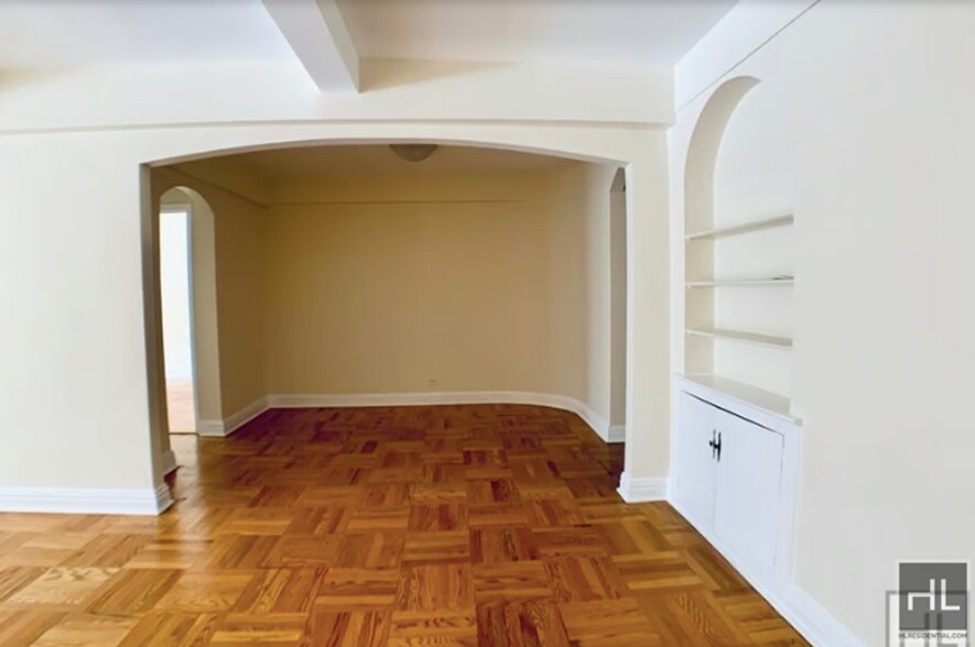 Building Photo - EAST 56 STREET