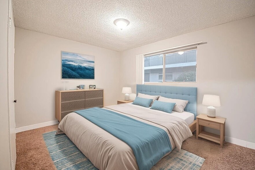 Building Photo - Riverside Ave Apts