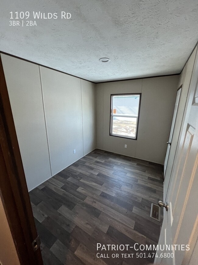 Building Photo - 1109 Wilds Rd