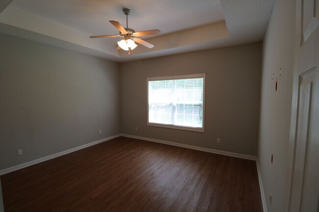 Building Photo - 1125A Southbend Drive