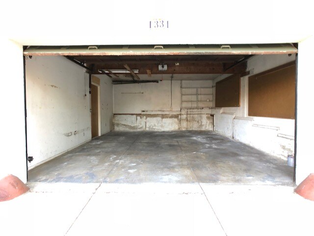 Building Photo - 1333 Allesandro St