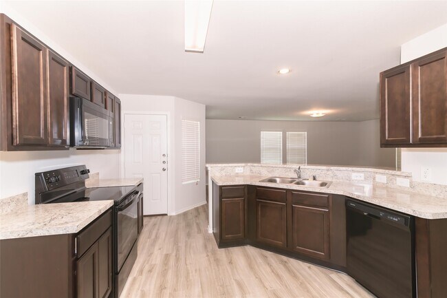 Building Photo - 24242 Ravenna Oaks Ct