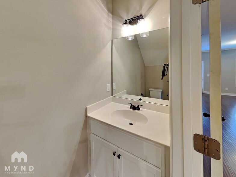 Building Photo - 3735 Shades Valley Ln