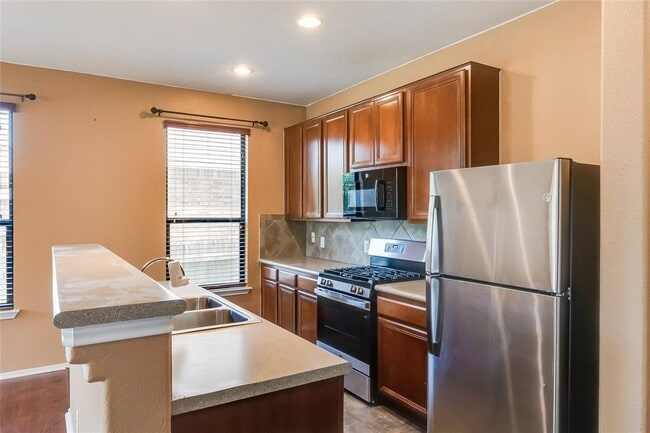 Building Photo - 1029 Brighton Pl