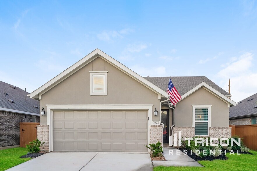 Primary Photo - 3024 Pintail St