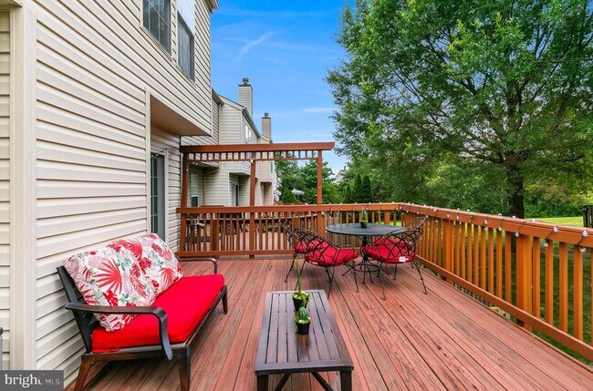 Building Photo - 43281 Railstop Terrace