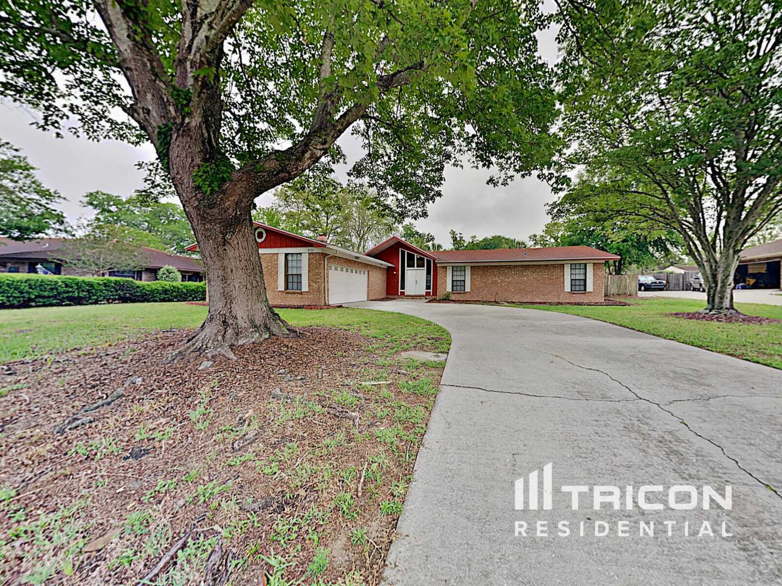 Building Photo - 2036 Pompano Pkwy