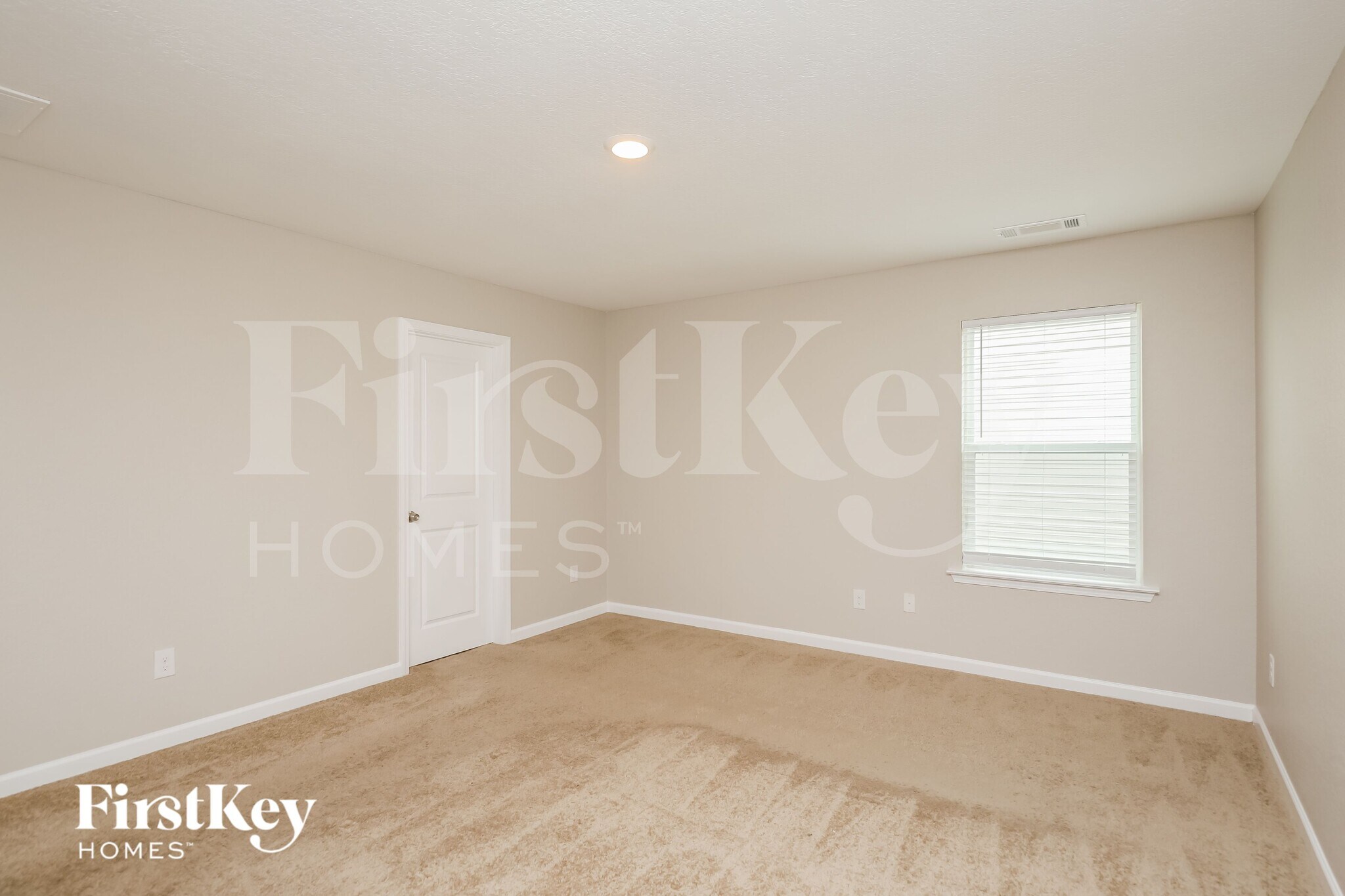 Building Photo - 811 Walnut Creek Cir