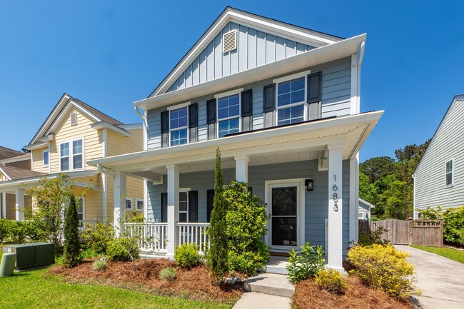 Building Photo - 3 Bedroom 2.5 Bath Single Family Home in W...