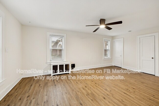 Building Photo - 289 Hilton Ave