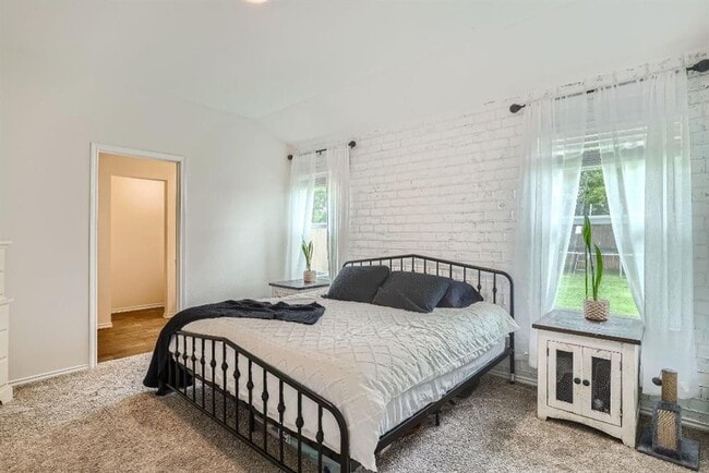 Building Photo - 259 Levi Lndg