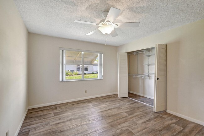 Building Photo - 903 Savannas Point Dr