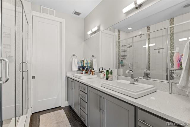 Building Photo - 1571 Wolff St