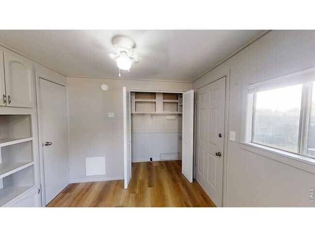 Building Photo - 114 Linden Dr