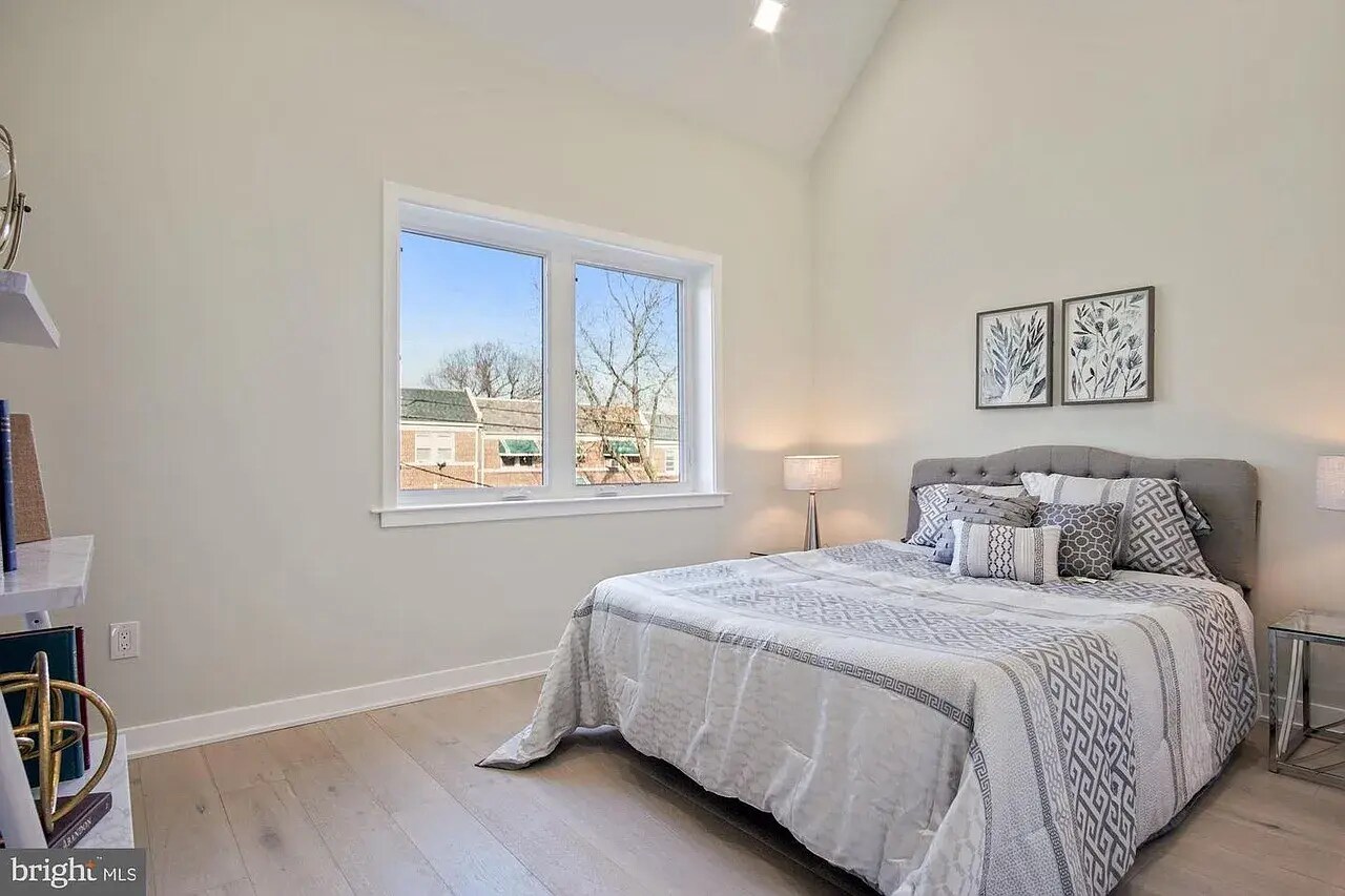 Second Bedroom - 1355 Bryant St NE