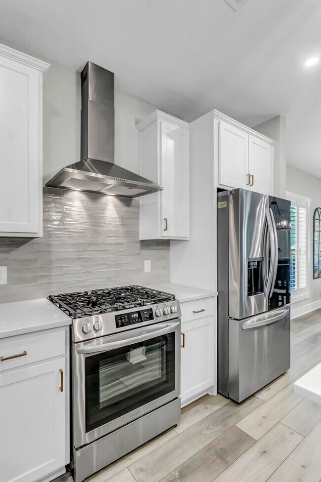 Building Photo - 123 Sabal Ct