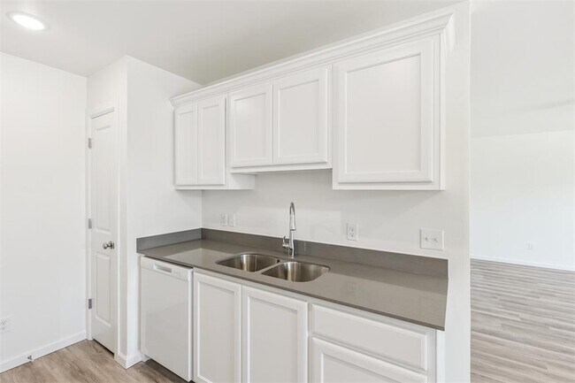 Building Photo - 8787 St George Way