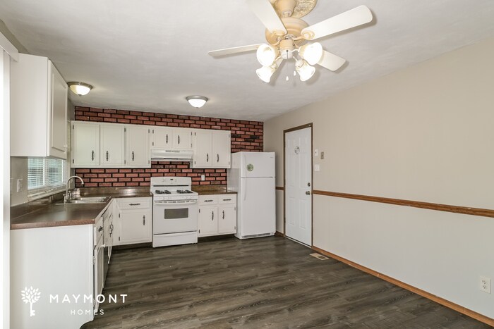 Building Photo - 7012 Shelton Ct