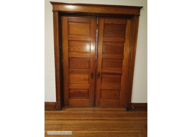 Interior Photo - 3227 Jefferson Ave