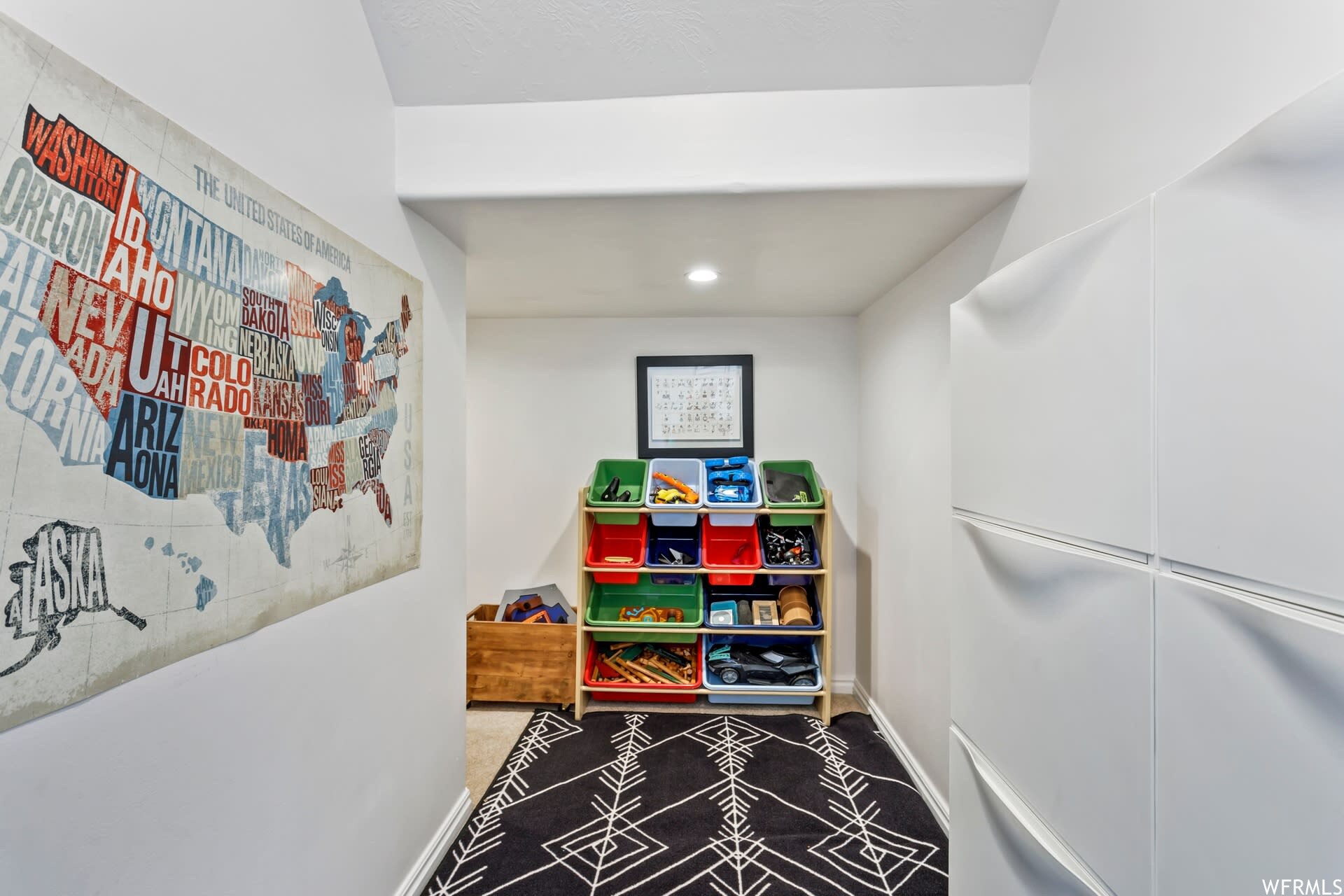 Building Photo - 1058 Aberdeen Cir