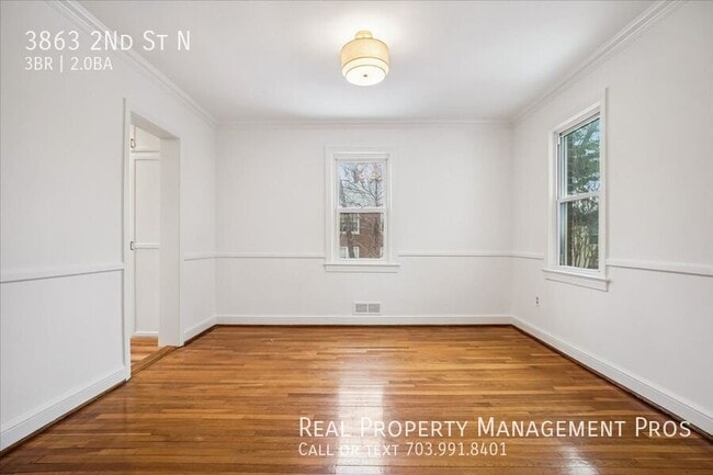 Building Photo - 3863 2nd St N