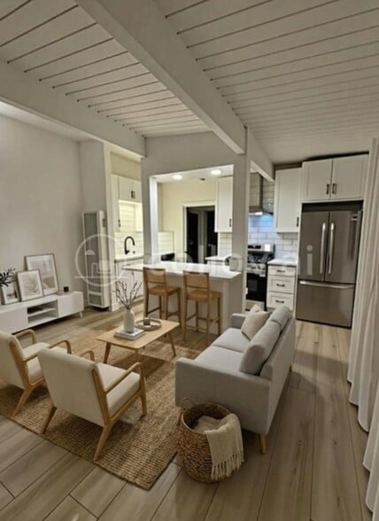 Building Photo - 2618 Voorhees Ave