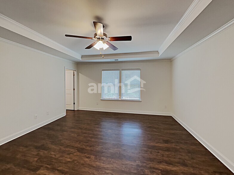 Building Photo - 439 Pearson Cir